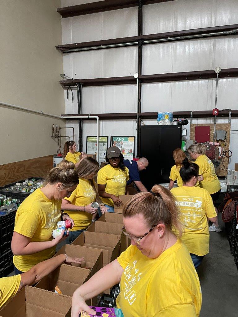 Volunteers at Feeding the Gulf Coast