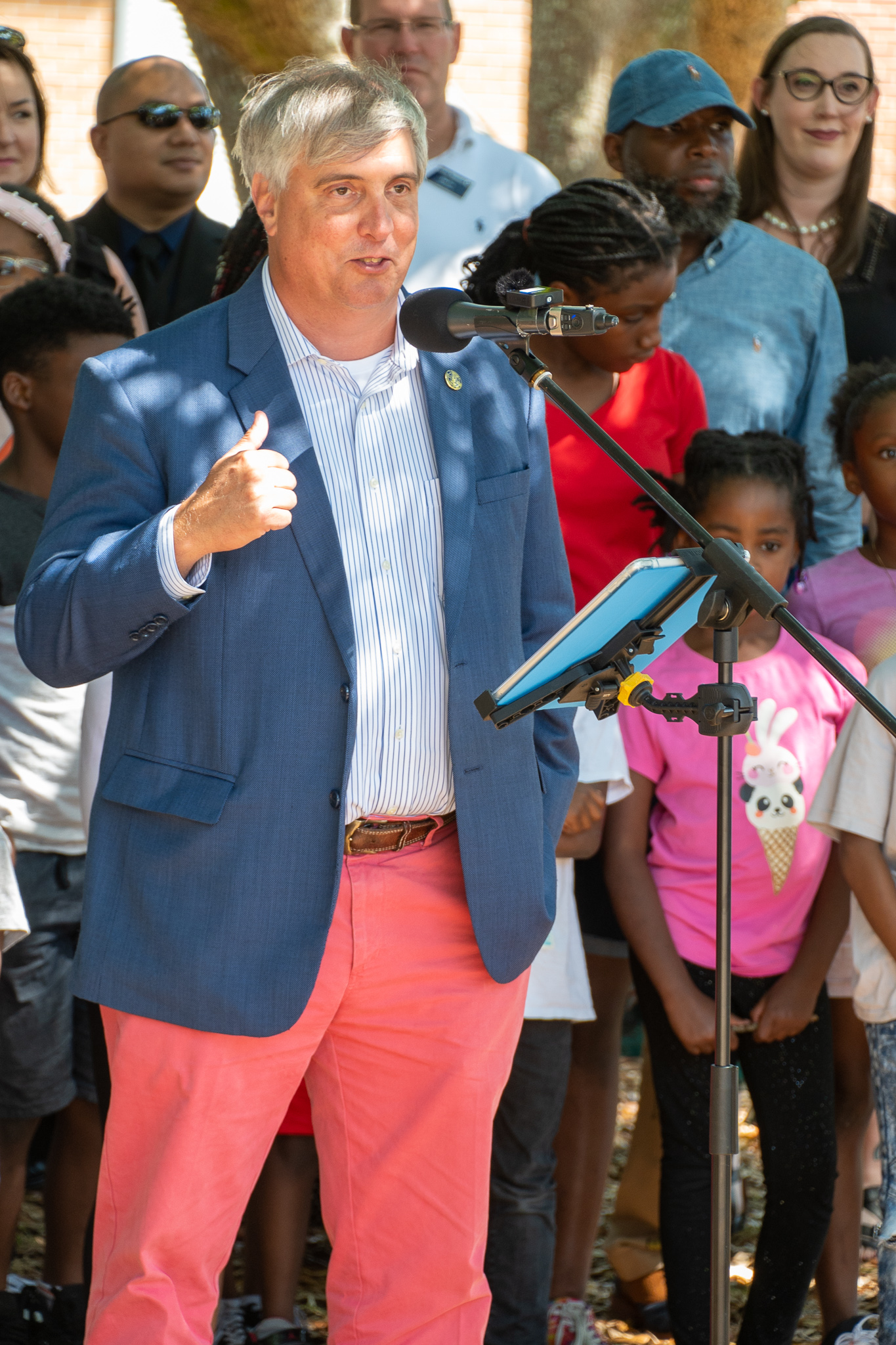 Mayor Grover Robinson speaks at ribbon cutting